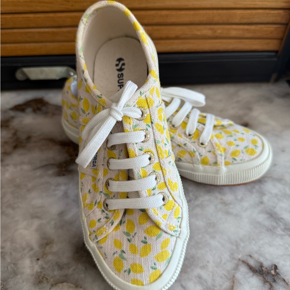 Superga Lemon Print Sneakers in Size 6